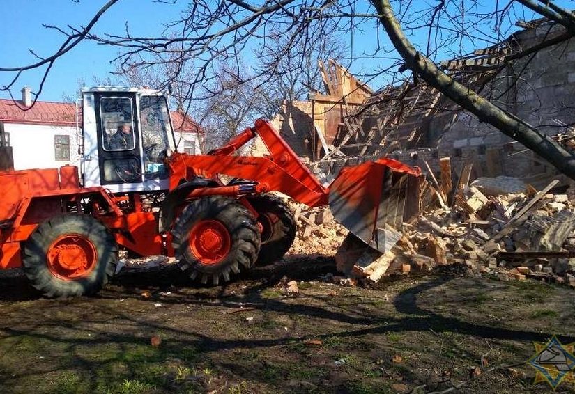 Здание снесли во время учений