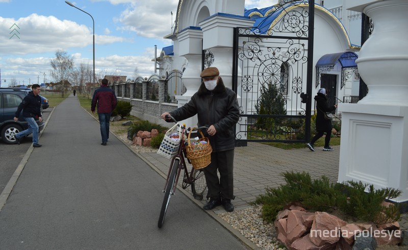 Домой – с освящённой пасхой