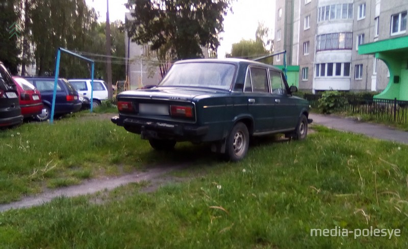 Парковка на зелёной зоне – тоже нарушение правил парковки