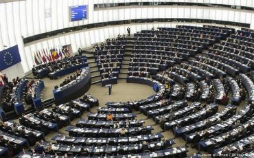 Снимок носит иллюстративный характер / Пленарный зал Европарламента в Страсбурге