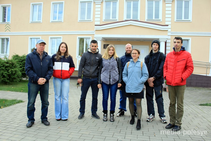 Поддержать Оксану в суде пришли её друзья