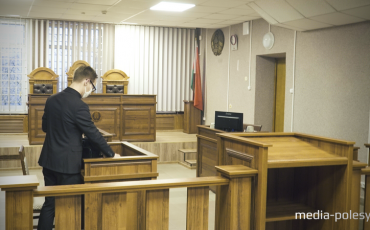 «МП компани» защищает адвокат Роман Навоев