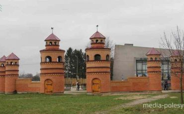 Одна из предлагаемых новых площадок - детский парк