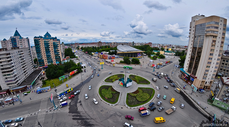 Площадь Лунинцев / Фото Вячеслава Степанова