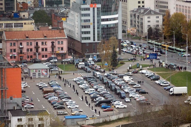 Спецоперация силовиков у торгового центра