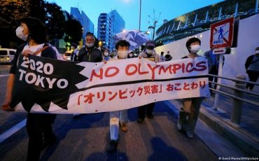Акция в Токио против проведения Олимпиады, 9 мая 2021 г
