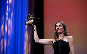 Адри Карпет, Рейтер