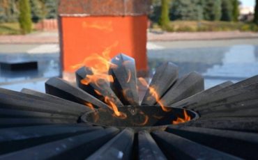 Вечный огонь в мемориале славы советских солдат в Кишиневе. Фото: Минобороны Молдовы