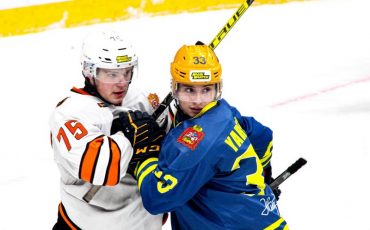 Марк Ярута справа. Фото: пресс-служба «Атланта»