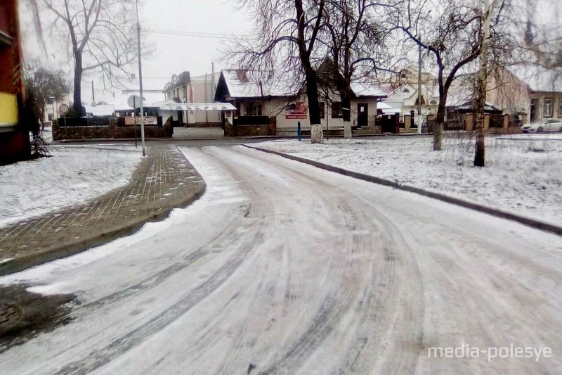 Заезд во двор дома на улице Коржа