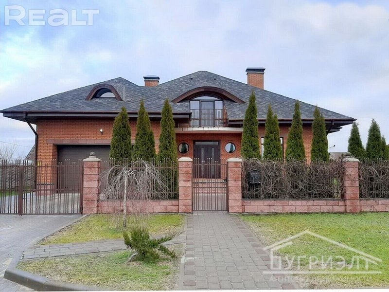 Этот дом выставлен на продажу в Галево за 280 тысяч долларов