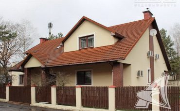 Этот дом выставлен на продажу в Завышье Ивановского района за полмиллиона долларов