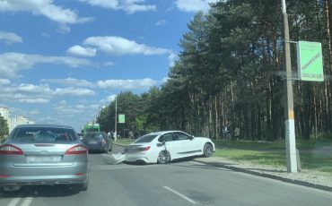 Фото очевидцев из группы Zello 