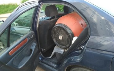 Фото использовано в качестве иллюстрации, бочки-пластиковые.бел