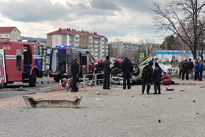 В ДТП, которое произошло в центре Микашевичей 16 апреля, погибли на месте два человека