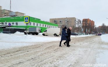 Заезд на парковку у бывшего ДК 
