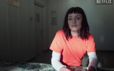 Кадр из официального трейлера сериала The Recruit. Источник: YouTube-канал Netflix