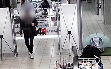 Скриншот с камеры видеонаблюдения, фото УВД