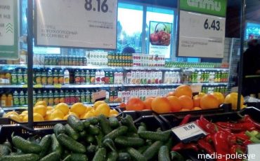 В «Алми» в наличии два вида огурцов