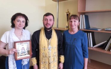 Ирина Абраменя слева. Фото с личной страницы Сергия Крышталя в ФБ