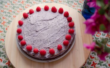 Пирог с ягодным кремом