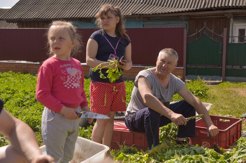 В этих семьях все дети помогают родителям