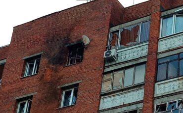 Результаты попадания беспилотника в Курске. Фота: Роман Старовойт / Telegram