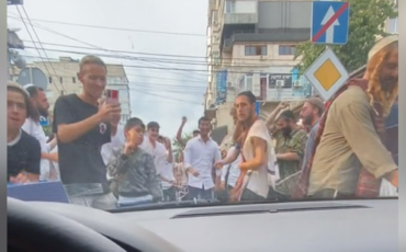 Скриншот из видео