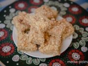 Пирог с яблоками и творогом