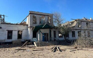 дание гимназии подверглось серьезным разрушениям / фото Сергей Лысак