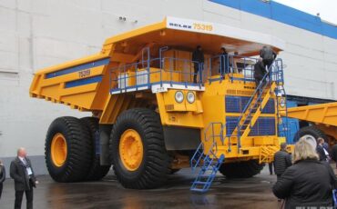 Выставка в Жодино к 70-летию БЕЛАЗа. Фото: TUT.BY