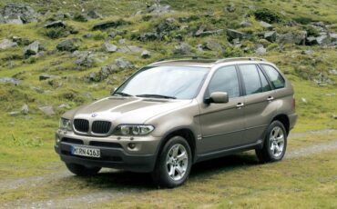 BMW X5 E53 - фото иллюстрационное.