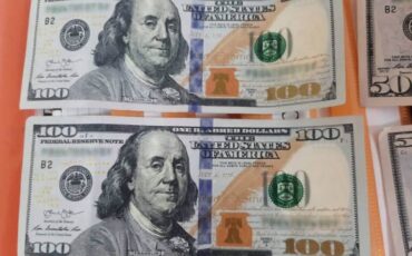 Фальшивые деньги в Пинске