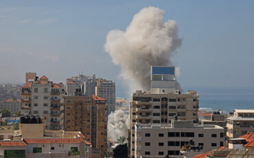 Последствия удара ЦАХАЛ в городе Газа. Photo by MOHAMMED ABED / AFP