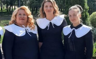 Учителя средней школы № 101 в школьной форме. Фото: instagram.com/school101_minsk/