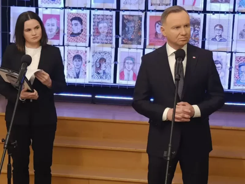 Светлана Тихановская и Анджей Дуда. Фото Еўрарадыё