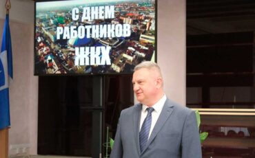 ало свое 55-летие, даже признавался местной властью человеком года. Источник: https://reform.by/propavshie-v-breste-chinovniki-zaderzhany-za-vzjatki-belsat