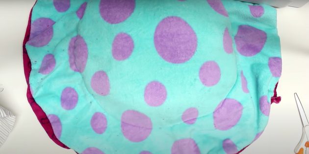 Лежанка для кота своими руками: набейте середину