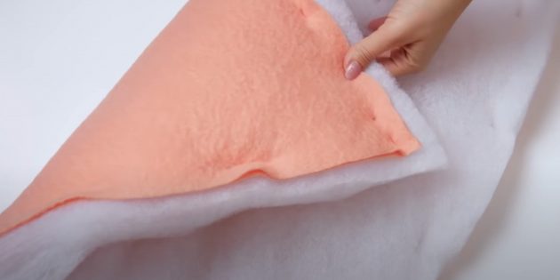 Как сшить лежанку для кошки своими руками: вырежьте синтепон для верха