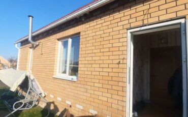 Дом в Столине, где произошло убийство 39-летней хозяйки