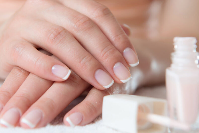 Классический френч (French Manicure)