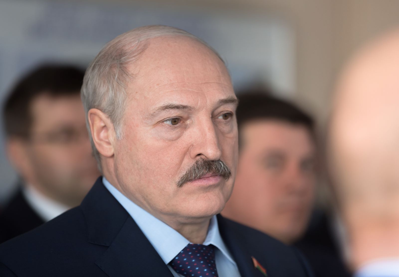 Не отретушированное фото Александра Лукашенко во время встречи с украинским президентом Петром Порошенко в Минске, 26 апреля 2017 года. Фото: Reuters / SOPA
