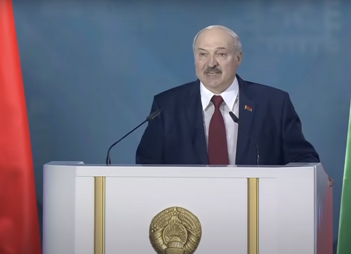 Александр Лукашенко во время послания народу и парламенту, 4 августа 2020 года. Фото: скриншот трансляции телеканала «Беларусь 1»