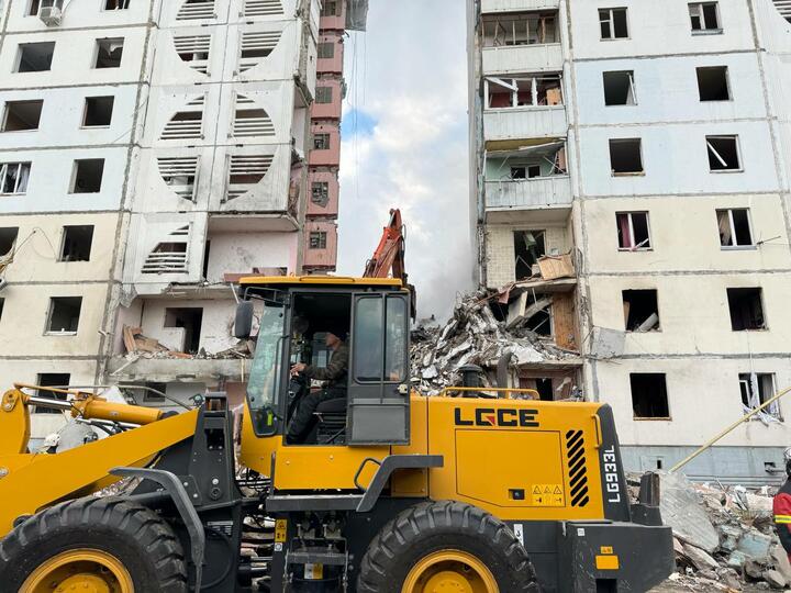 Место обрушения подъезда в многоэтажном доме в Белгороде. 12 мая 2024 года. Фото: t.me/vvgladkov/687
