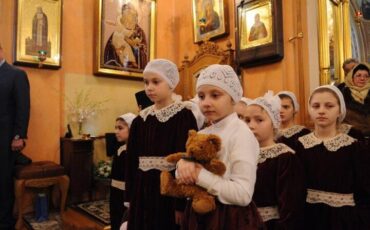 Воспитанницы «Детского приюта Покровского женского монастыря у Покровской заставы Русской Православной Церкви (Московского Патриархата)». Именно там «подсмотрела» идею Кочанова. Фото: pokrov-monastir.ru