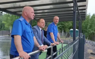 Дмитрий Гора во время посещения карьера РУПП 