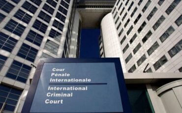 Международный уголовный суд (МУС) в Гааге расследует дела о похищении украинских детей. Фото: Reuters