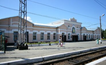 Вокзал в Моздоке. Фото: Википедия