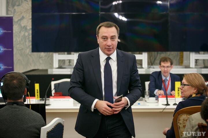 Николай Снопков во время участия в "Кастрычніцкім эканамічным форуме". Ноябрь 2016 года. Фото: TUT.BY Николай Снопков во время участия в "Кастрычніцкім эканамічным форуме". Ноябрь 2016 года. Фото: TUT.BY