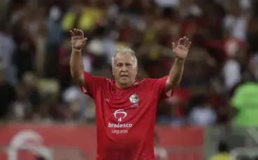 Зико. Фото: AP Photo/Bruna Prado